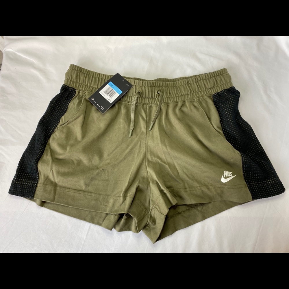 Nike Women’s SW Mesh Short Sz Medium